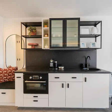 Apartment Petofi 21 *