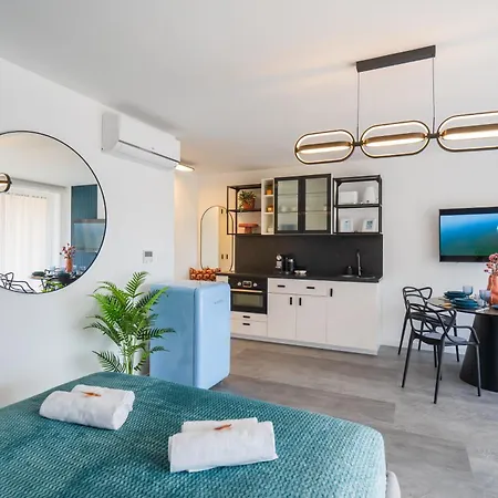 Petofi 21 Apartment *