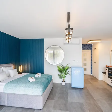 Apartment Petofi 21 *